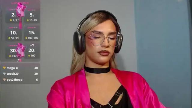 Image 10 of mike_nour Stream on Chaturbate on 9 days ago