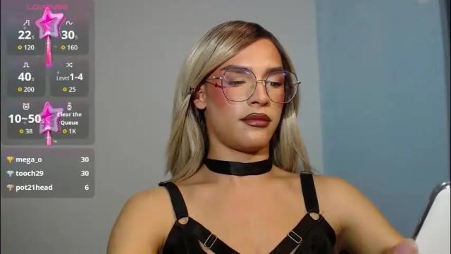 Image 6 of mike_nour Stream on Chaturbate on 9 days ago