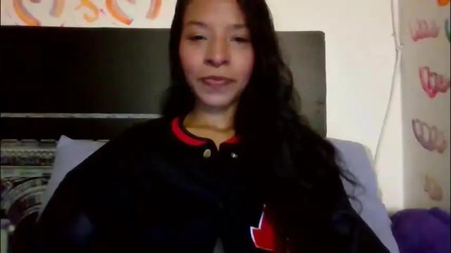 Image 3 of mikeandmaitex Stream on Chaturbate on 3 months ago