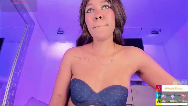 Image 2 of mikeyla_russo_ Stream on Chaturbate on 1 month ago