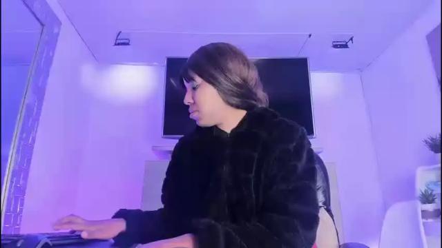 Thumbnail 2, mikeyla_russo_'s Stream at Chaturbate, 1 month ago