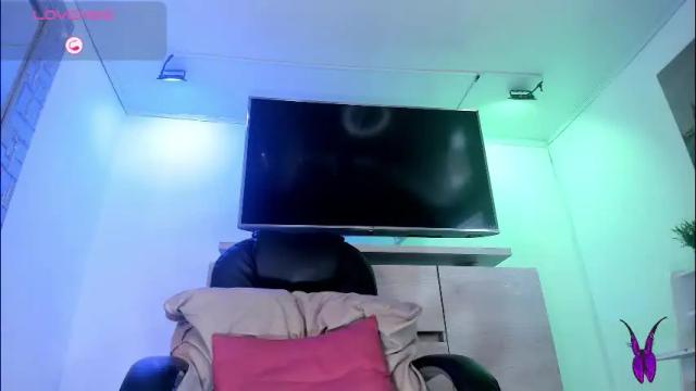 Thumbnail 1, mikeyla_russo_'s Stream at Chaturbate, 1 month ago
