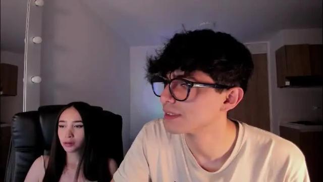 Image 10 of mikeyvioleta Stream on Chaturbate on 2 months ago