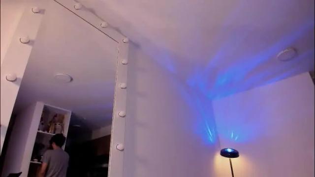 Image 6 of mikeyvioleta Stream on Chaturbate on 1 month ago