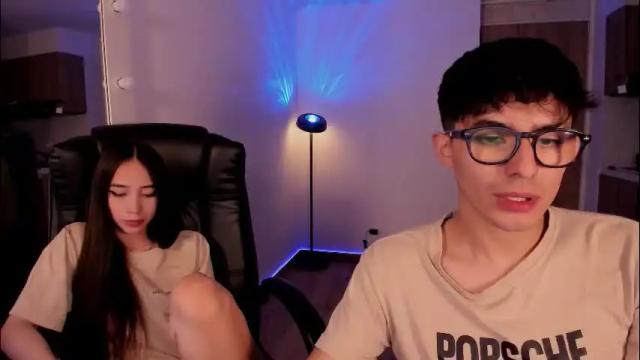 Image 12 of mikeyvioleta Stream on Chaturbate on 1 month ago