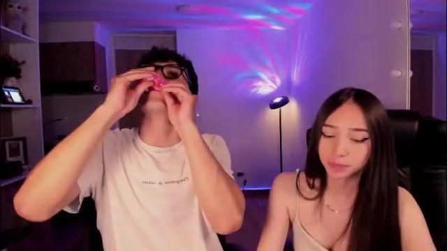 Thumbnail 3, mikeyvioleta's Stream at Chaturbate, 28 days ago