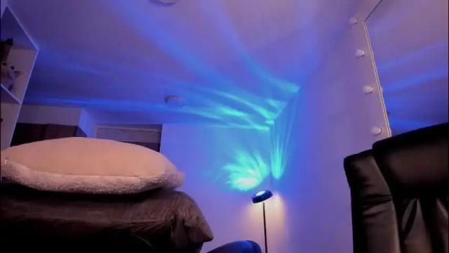 Image 8 of mikeyvioleta Stream on Chaturbate on 13 days ago