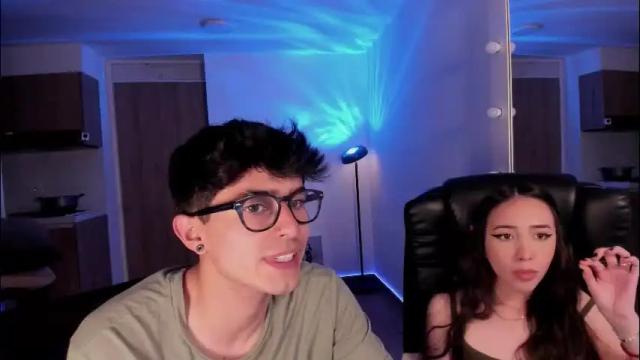 Image 4 of mikeyvioleta Stream on Chaturbate on 7 days ago