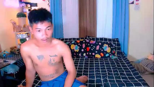 Image 2 of mikhaylaanderson Stream on Chaturbate on 1 month ago