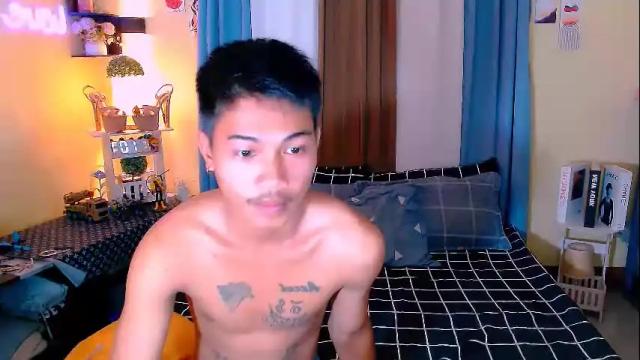 Image 4 of mikhaylaanderson Stream on Chaturbate on 1 month ago