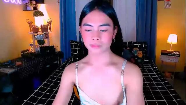 Image 4 of mikhaylaanderson Stream on Chaturbate on 1 month ago