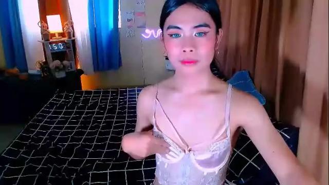 Image 4 of mikhaylaanderson Stream on Chaturbate on 21 days ago