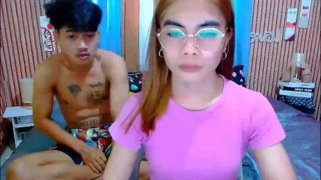 Image 2 of mikhaylaanderson Stream on Chaturbate on 1 month ago