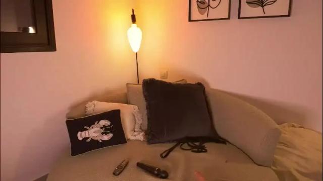 Image 3 of mikky50 Stream on Chaturbate on 4 months ago