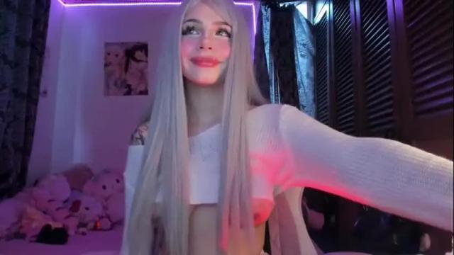 Image 2 of mikusitq_ Stream on Chaturbate on 19 days ago
