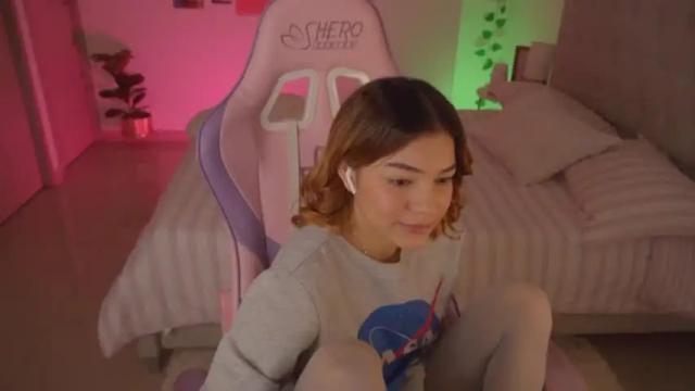 Image 12 of mila_1 Stream on Chaturbate on 11 months ago