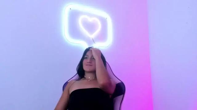 Image 3 of mila_connore Stream on Chaturbate on 20 months ago