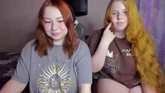 Image 2 of mila_foxxxy Stream on Chaturbate on 13 months ago