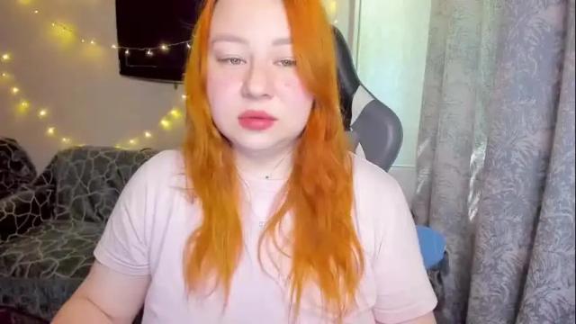 Image 2 of mila_foxxxy Stream on Chaturbate on 3 months ago