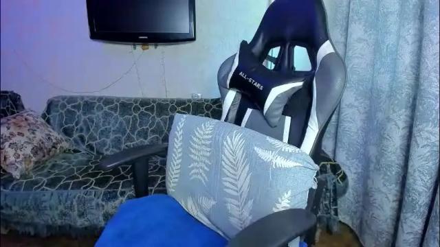 Image 7 of mila_foxxxy Stream on Chaturbate on 2 months ago