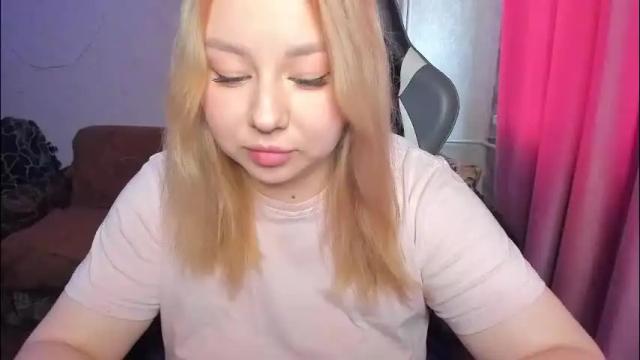 Thumbnail 1, mila_foxxxy's Stream at Chaturbate, 1 day ago