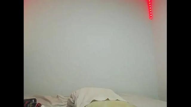 Image 2 of mila_hormyi Stream on Chaturbate on 18 months ago