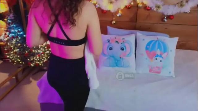 Image 2 of mila_kiitty Stream on Chaturbate on 1 month ago