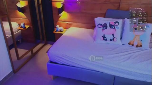 Image 3 of mila_kiitty Stream on Chaturbate on 12 days ago