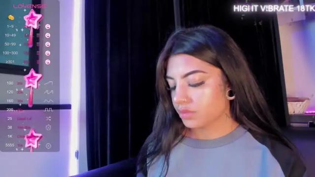 Image 8 of mila_monty__ Stream on Chaturbate on 13 months ago
