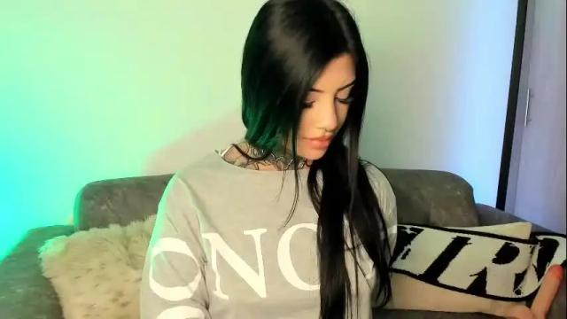 Image 2 of mila_monty__ Stream on Chaturbate on 2 days ago