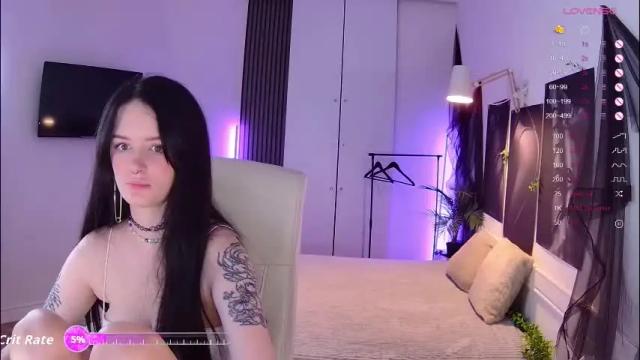 Image 7 of mila_nox Stream on Chaturbate on 2 months ago