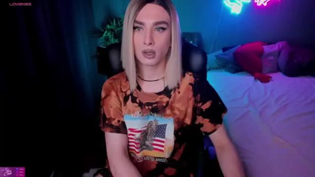 Image 4 of mila_onicka Stream on Chaturbate on 14 months ago