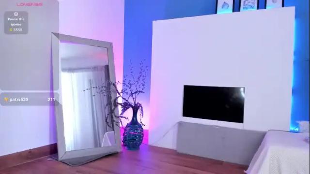 Image 6 of mila_shay Stream on Chaturbate on 2 months ago