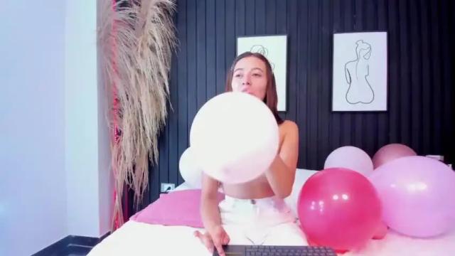 Image 6 of mila_white__ Stream on Chaturbate on 16 months ago