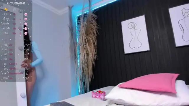 Image 10 of mila_white__ Stream on Chaturbate on 16 months ago
