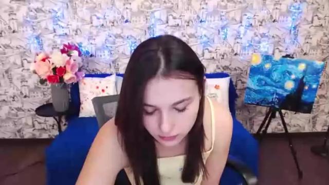 Image 6 of miladaisey Stream on Chaturbate on 13 months ago