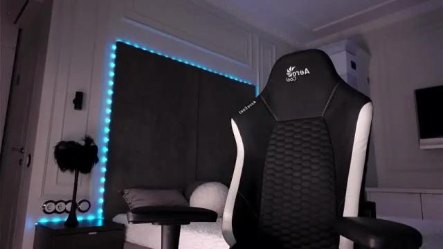 Thumbnail 2, miladenver's Stream at Chaturbate, 1 month ago
