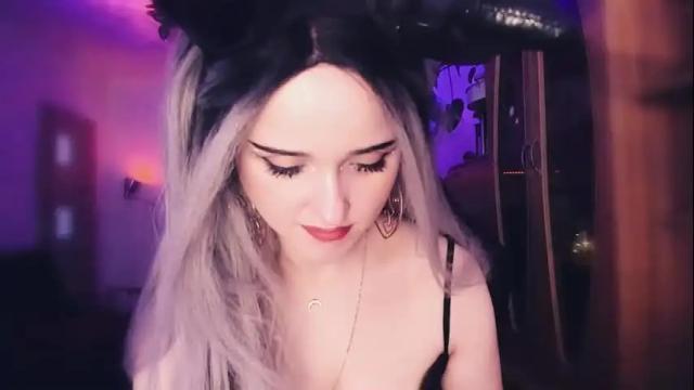 Image 7 of miladyjolie Stream on Chaturbate on 29 days ago