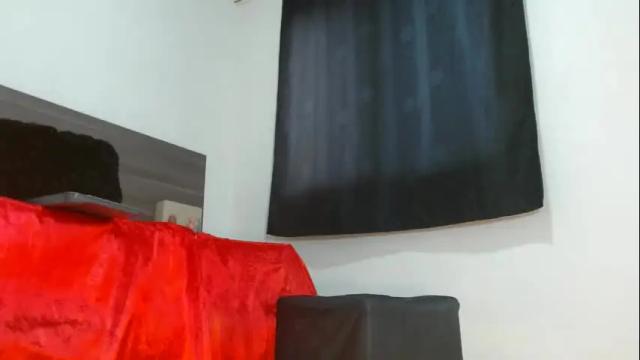 Image 2 of milahot23 Stream on Chaturbate on 24 days ago