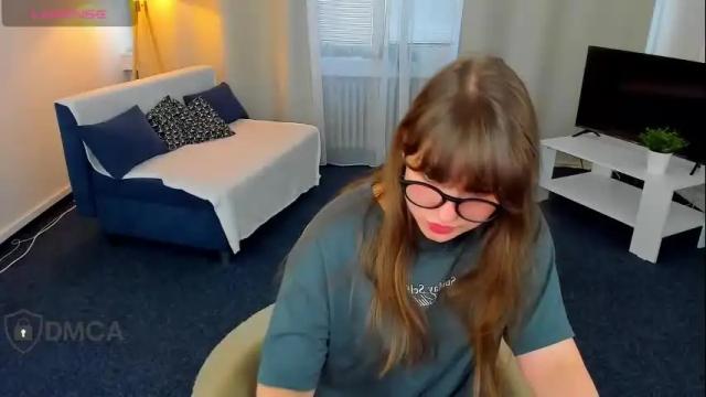 Image 10 of milaloove Stream on Chaturbate on 5 days ago