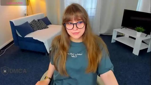 Image 2 of milaloove Stream on Chaturbate on 5 days ago