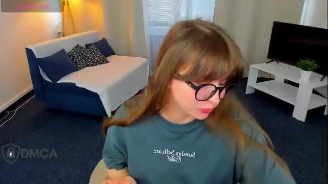 Image 8 of milaloove Stream on Chaturbate on 5 days ago