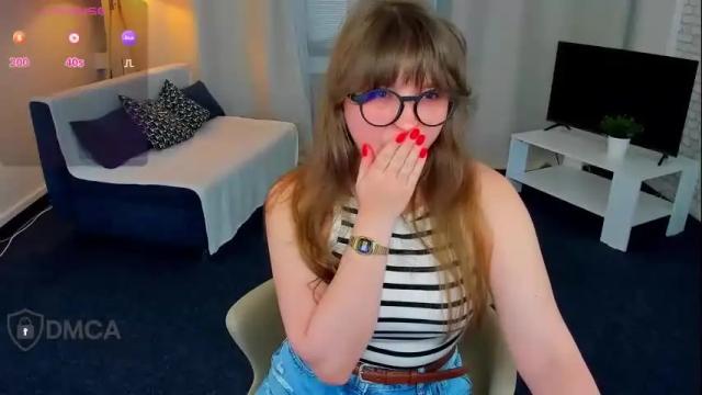 Image 12 of milaloove Stream on Chaturbate on 3 days ago