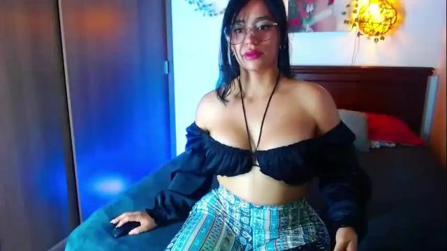Image 3 of milaloversxxx Stream on Chaturbate on 2 months ago