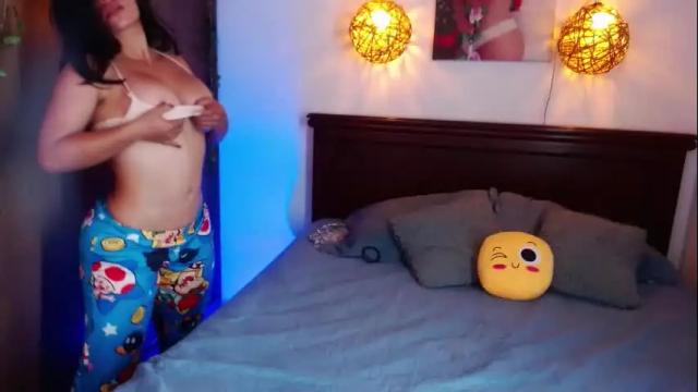 Image 10 of milaloversxxx Stream on Chaturbate on 2 days ago