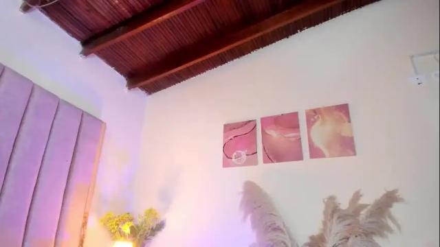 Image 12 of milan_ebony Stream on Chaturbate on 24 days ago