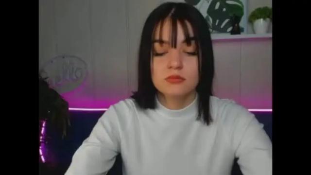 Image 10 of milana__rose Stream on Chaturbate on 20 months ago