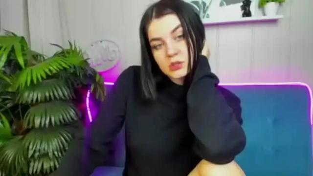 Image 11 of milana__rose Stream on Chaturbate on 19 months ago