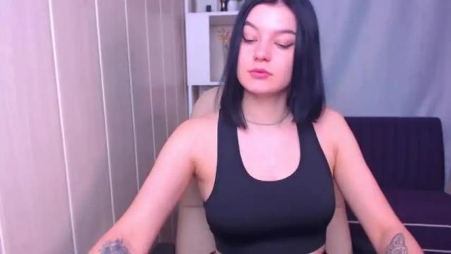 Image 2 of milana__rose Stream on Chaturbate on 19 months ago