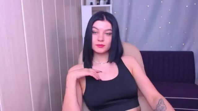 Image 8 of milana__rose Stream on Chaturbate on 19 months ago